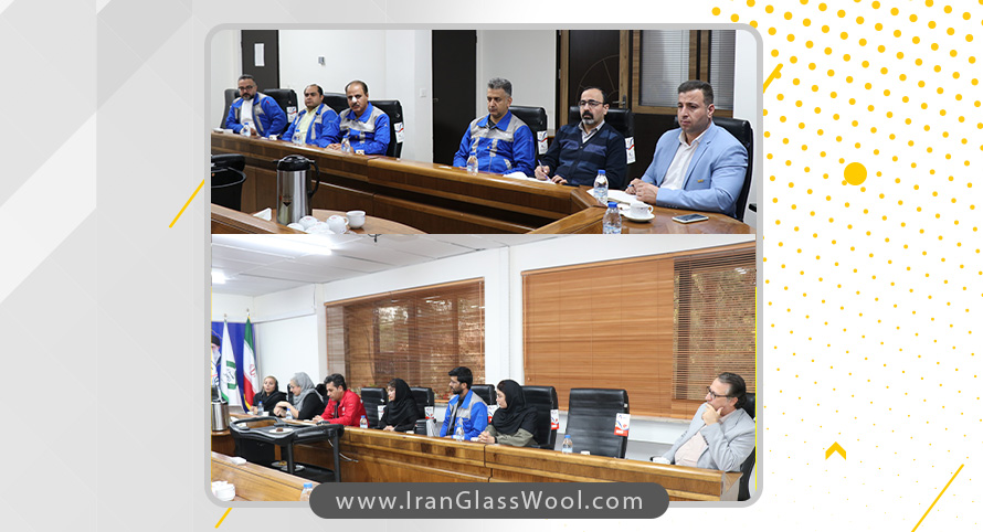 AzwCmsCore.Extend.Fields.StringField